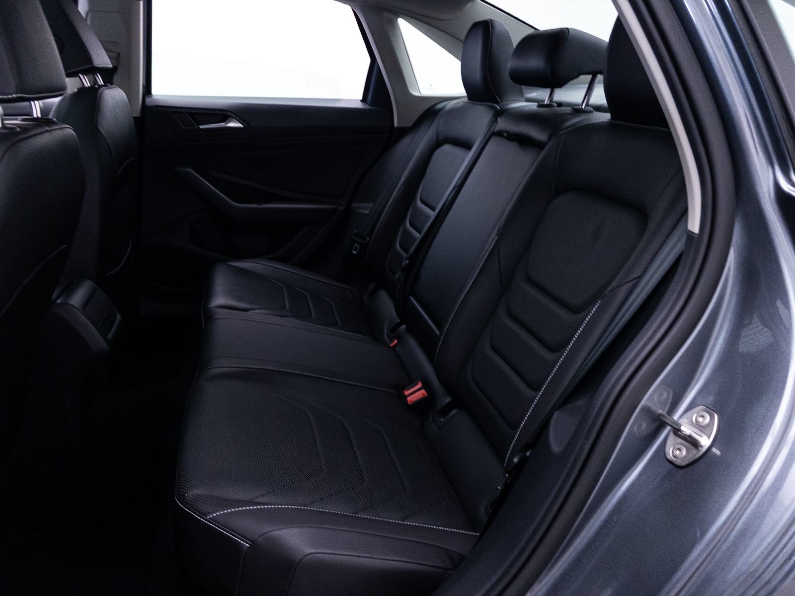 Used 2023 Volkswagen Jetta SEL FWD image 41