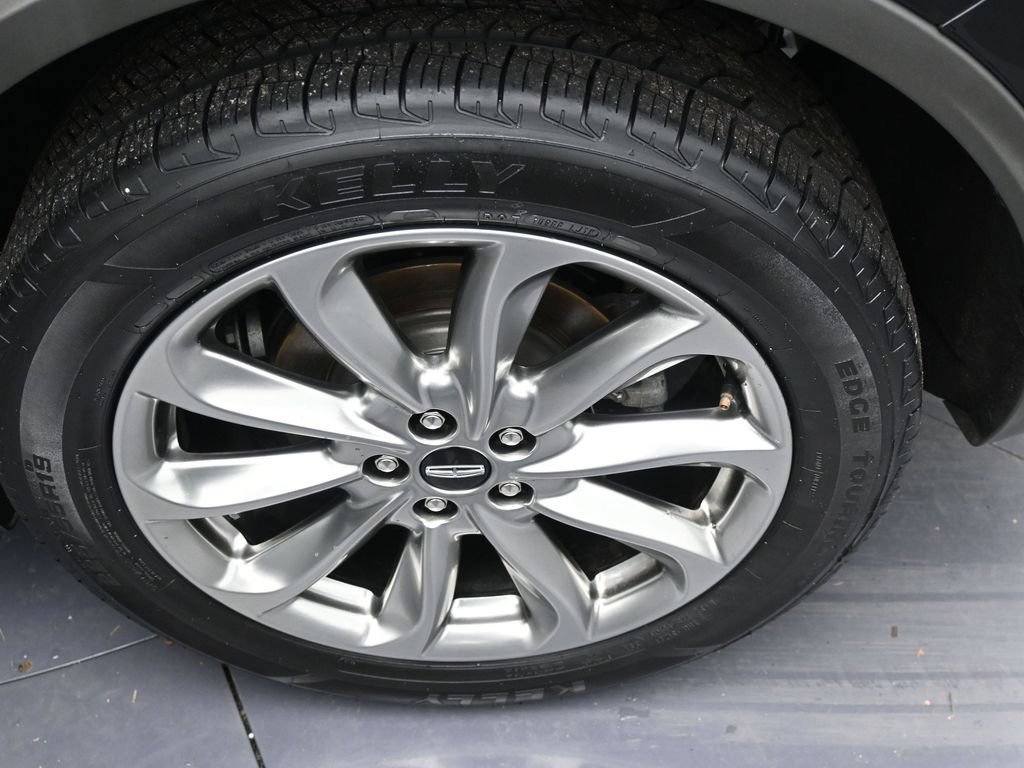 Used 2022 Lincoln Corsair AWD w/ Premium Package image 19