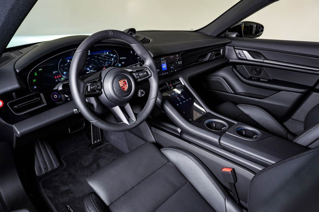 New 2026 Porsche Taycan image 4