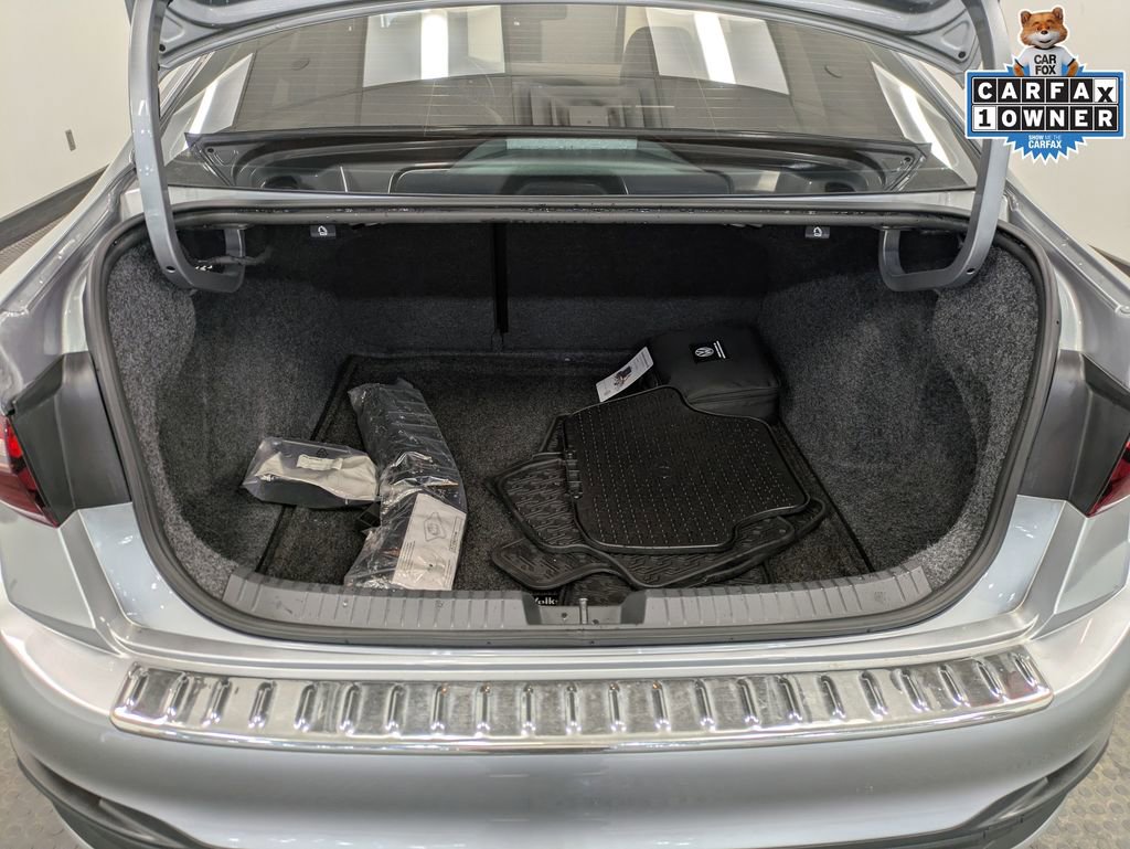 Used 2023 Volkswagen Jetta SE image 25