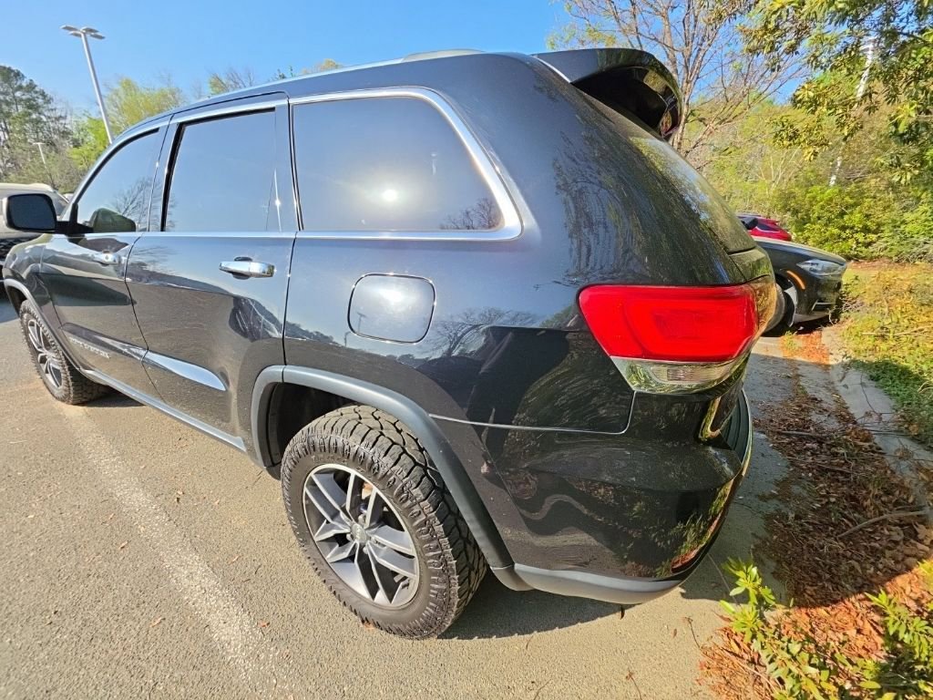 Used 2018 Jeep Grand Cherokee Limited AWD/4WD image 4