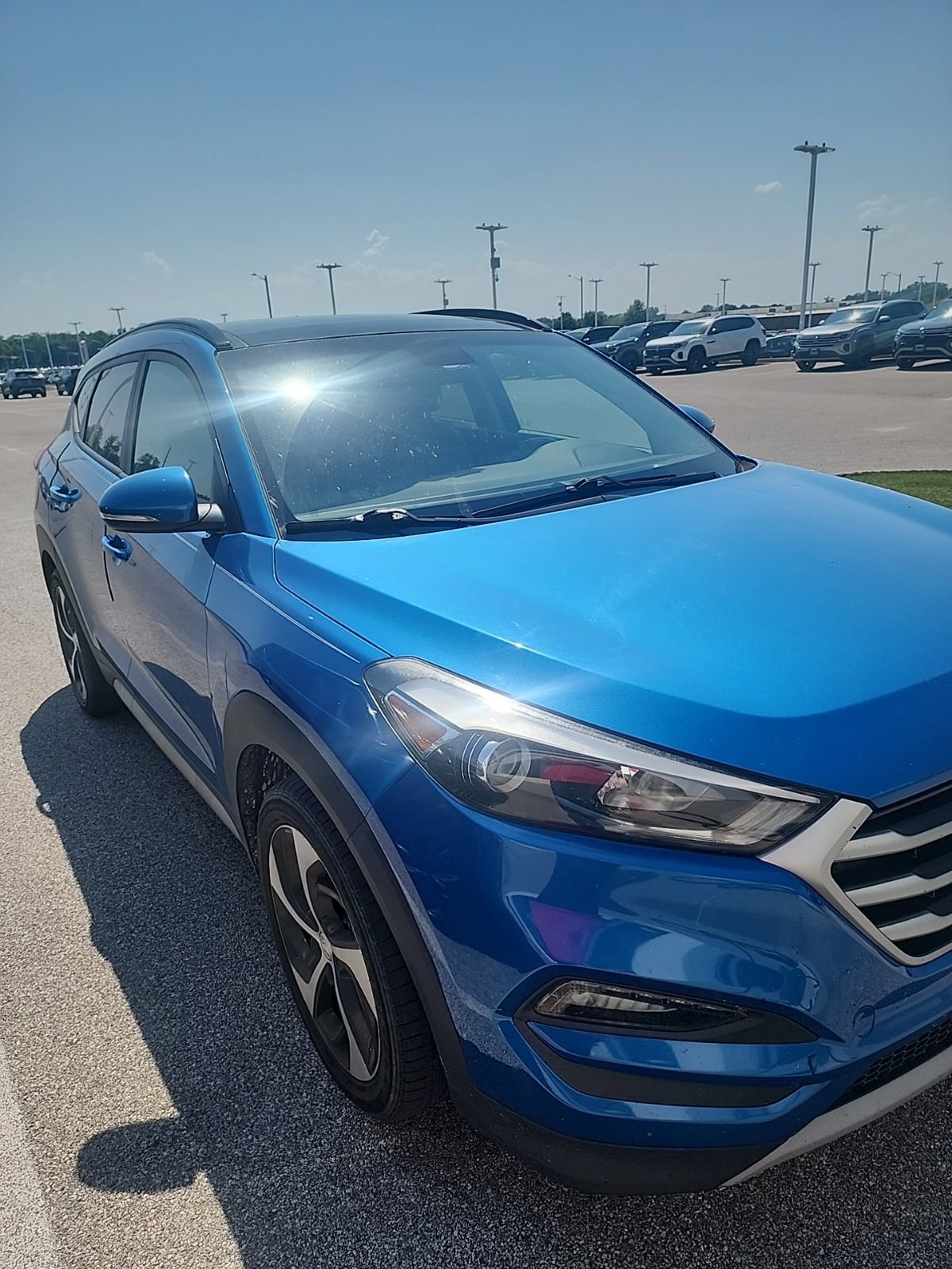 Used 2018 Hyundai Tucson Value w/ Cargo Package FWD image 5