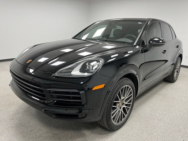 Used 2022 Porsche Cayenne Platinum Edition AWD/4WD image 4