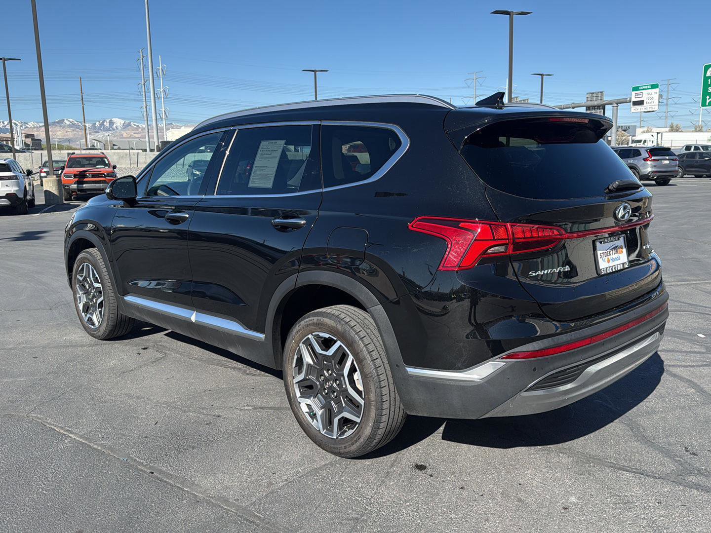 Used 2023 Hyundai Santa Fe Limited w/ Cargo Package AWD/4WD image 13