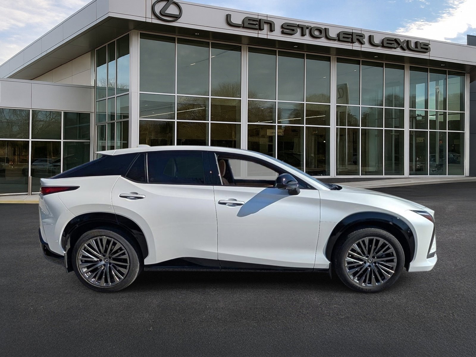 Certified 2023 Lexus RZ 450e Premium w/ Accessory Package (A2) AWD/4WD video 2