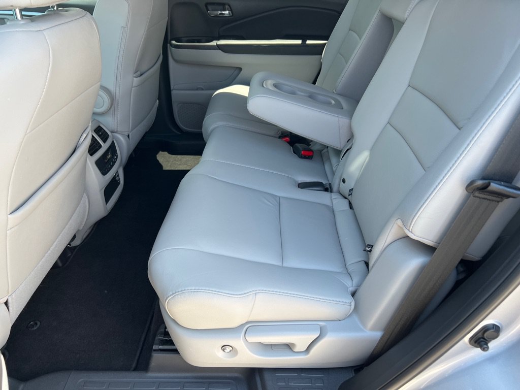 Used 2021 Honda Pilot Special Edition image 9