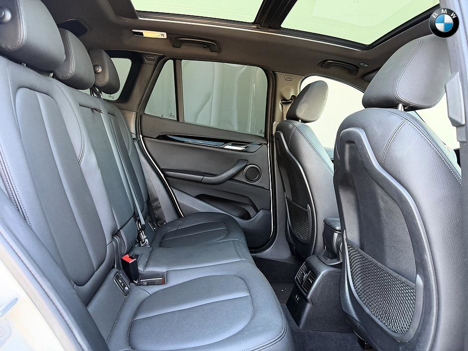Used 2019 BMW X1 xDrive28i w/ Convenience Package AWD/4WD image 14