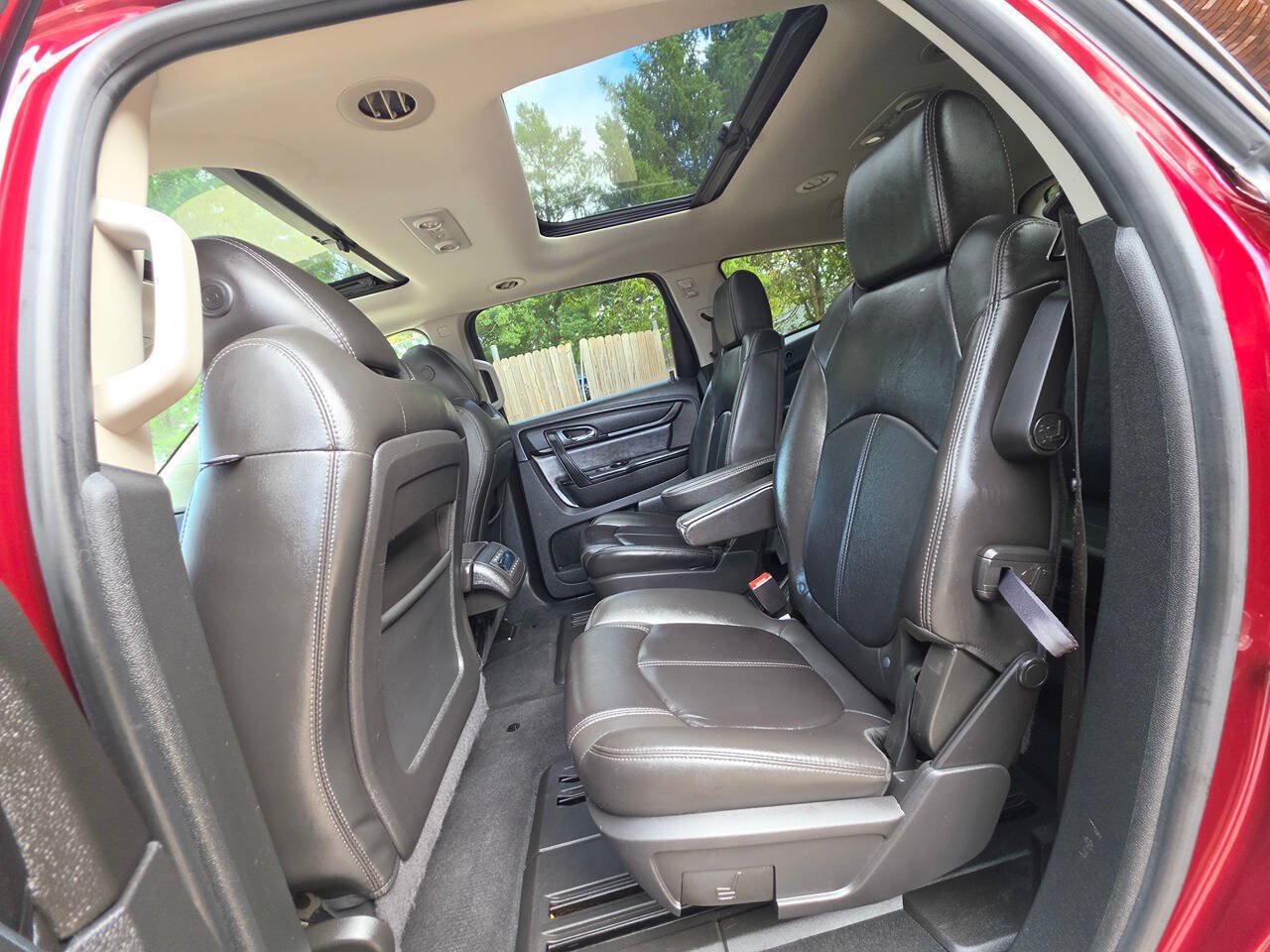 Used 2017 Chevrolet Traverse LT AWD/4WD image 12