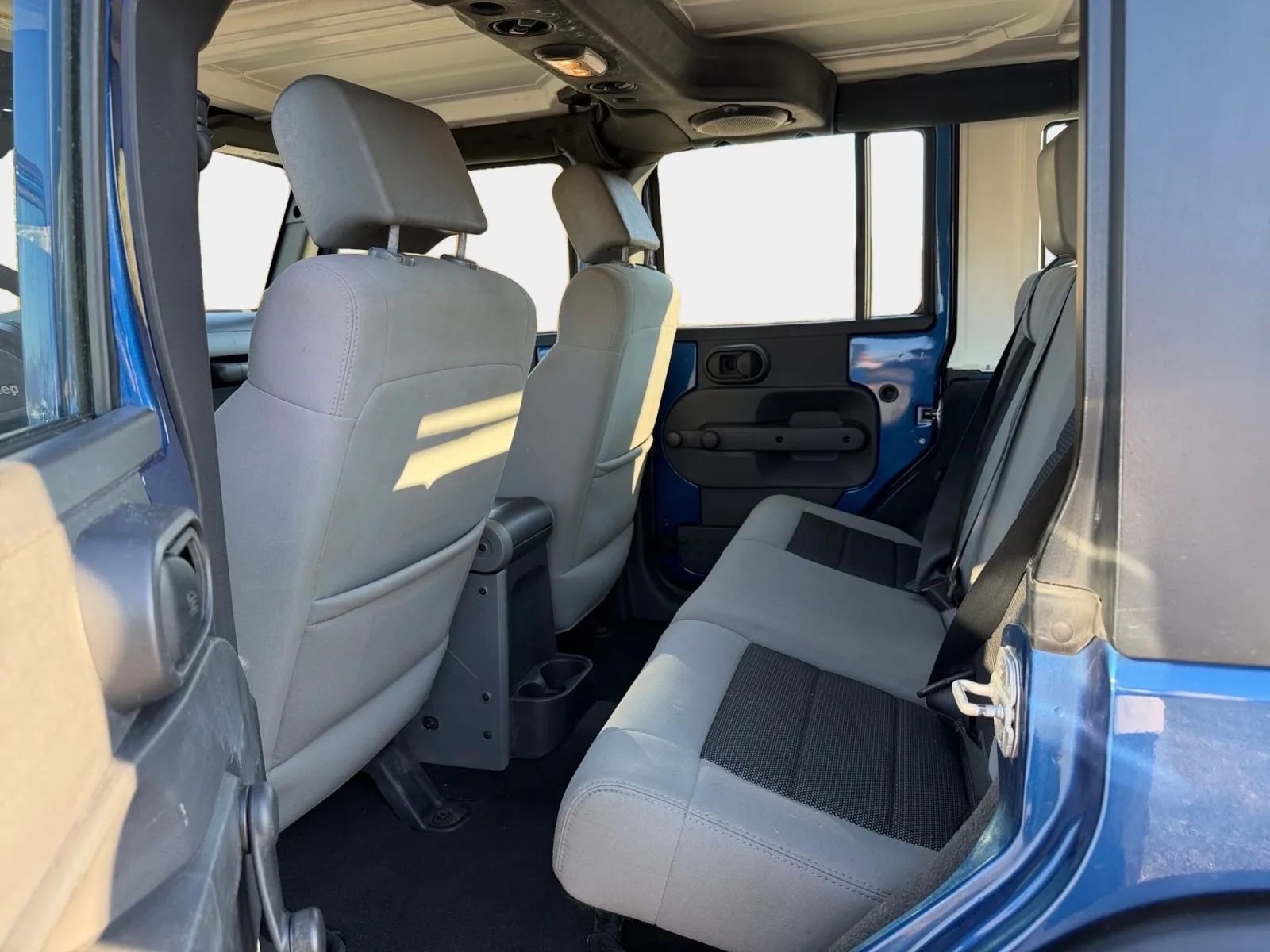 Used 2010 Jeep Wrangler Unlimited Sport image 10