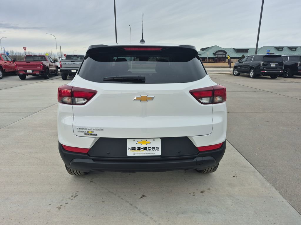 New 2026 Chevrolet TrailBlazer LS w/ LS Convenience Package AWD/4WD image 4