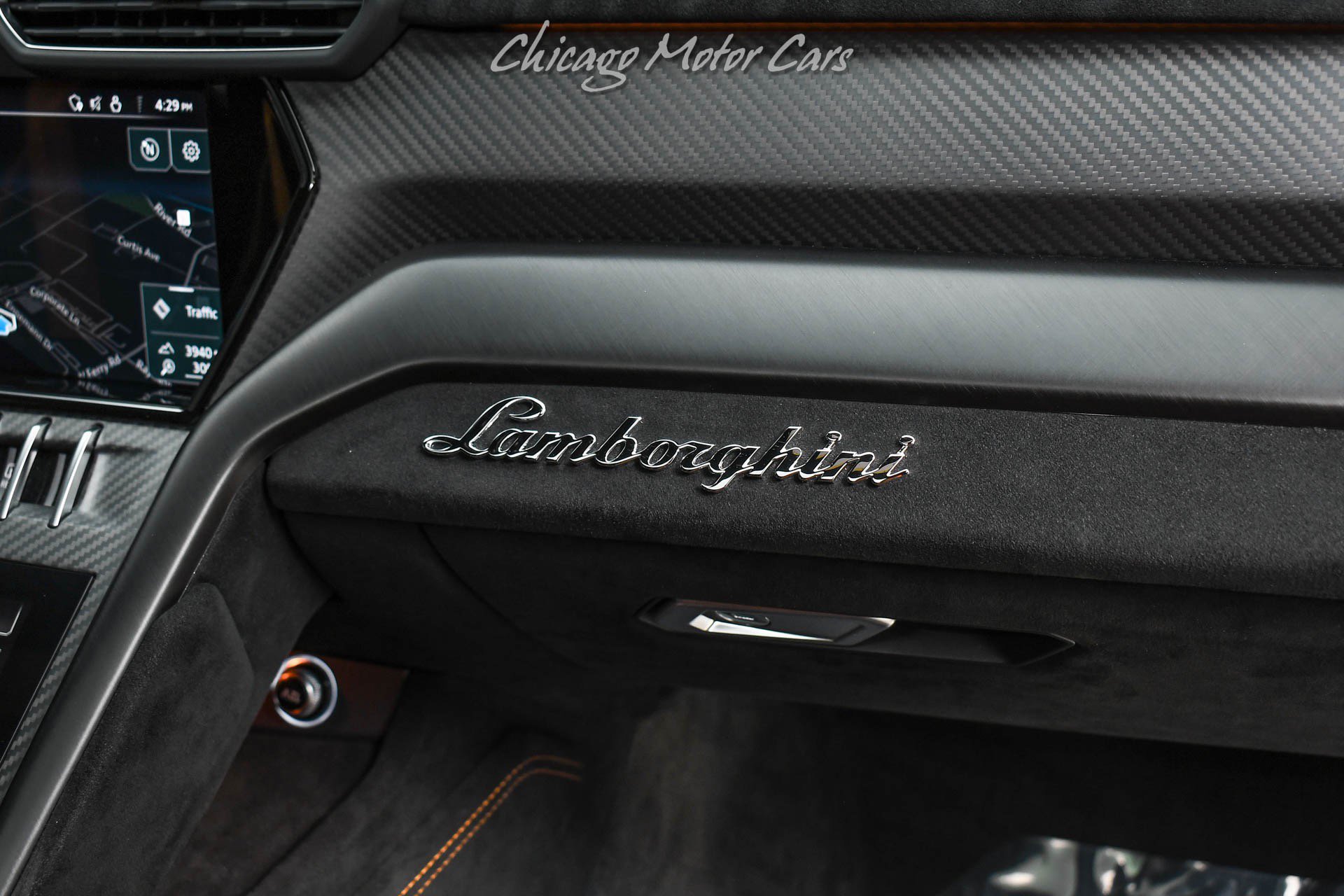 Used 2024 Lamborghini Urus Performante AWD/4WD image 25