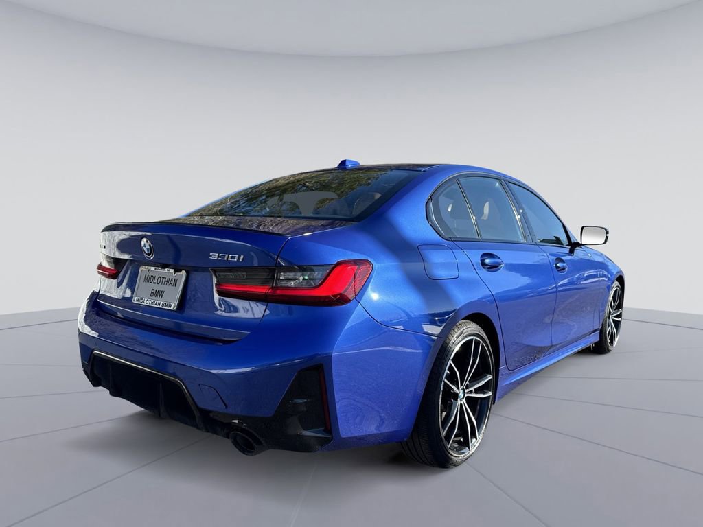 Used 2023 BMW 330i xDrive Sedan w/ M Sport Package image 32