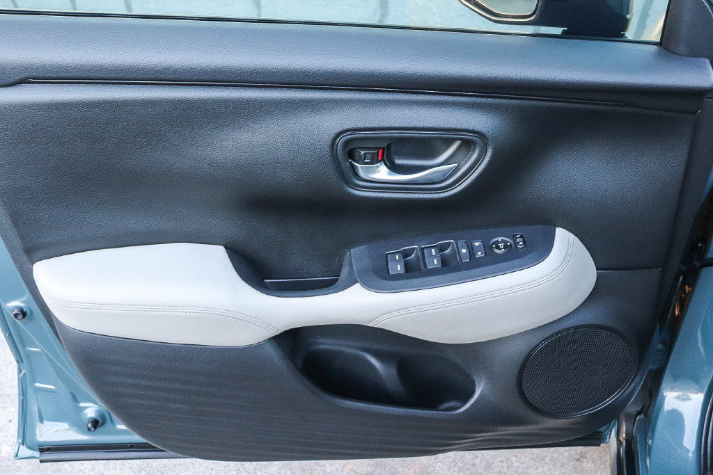 Used 2024 Honda HR-V LX image 23