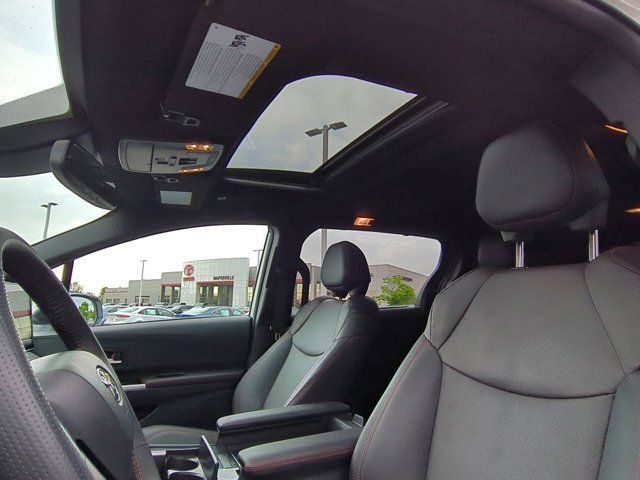 Certified 2025 Toyota Sienna XSE w/ XSE Premium Package AWD/4WD image 10