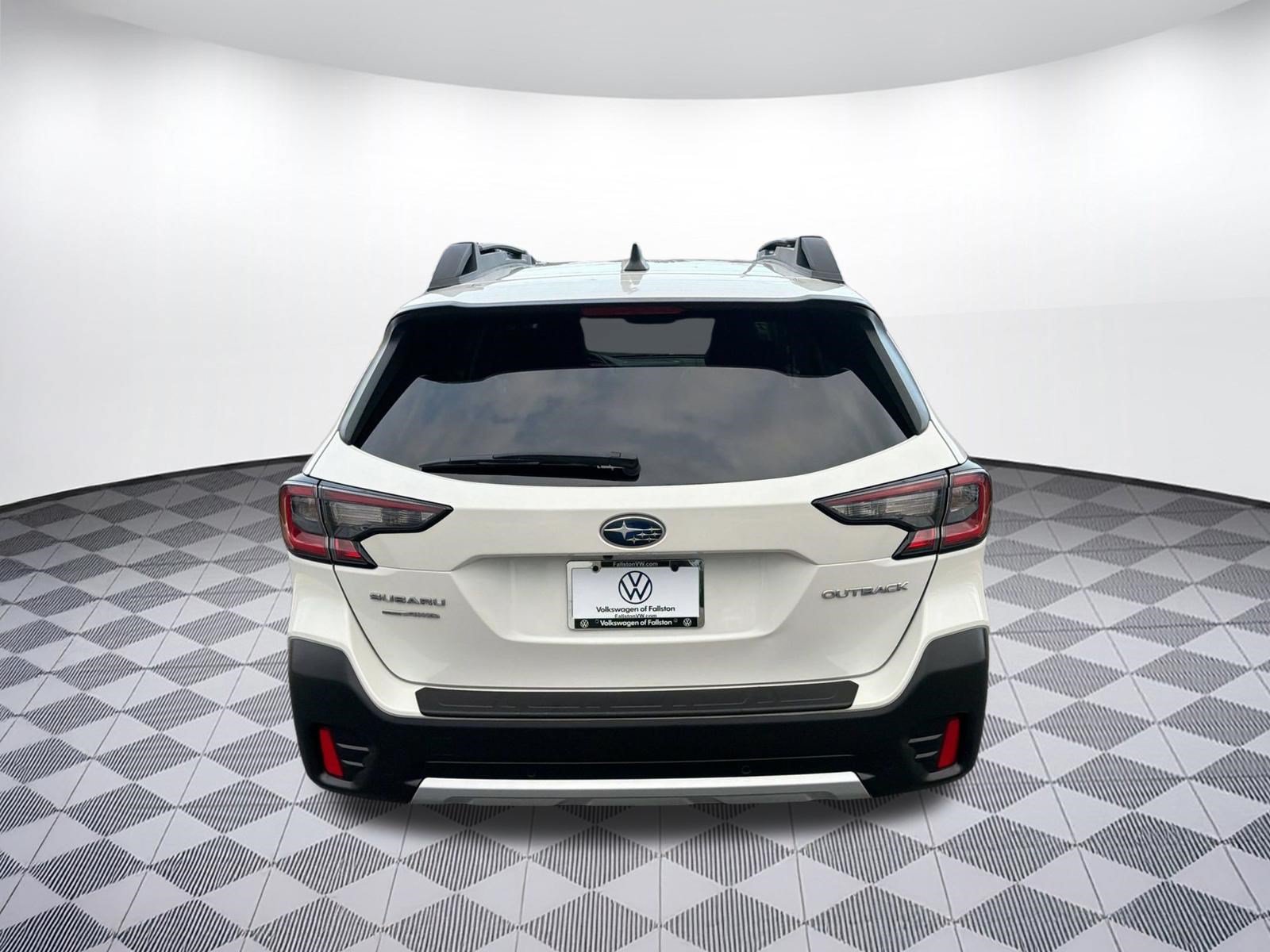 Used 2022 Subaru Outback Limited AWD/4WD image 10