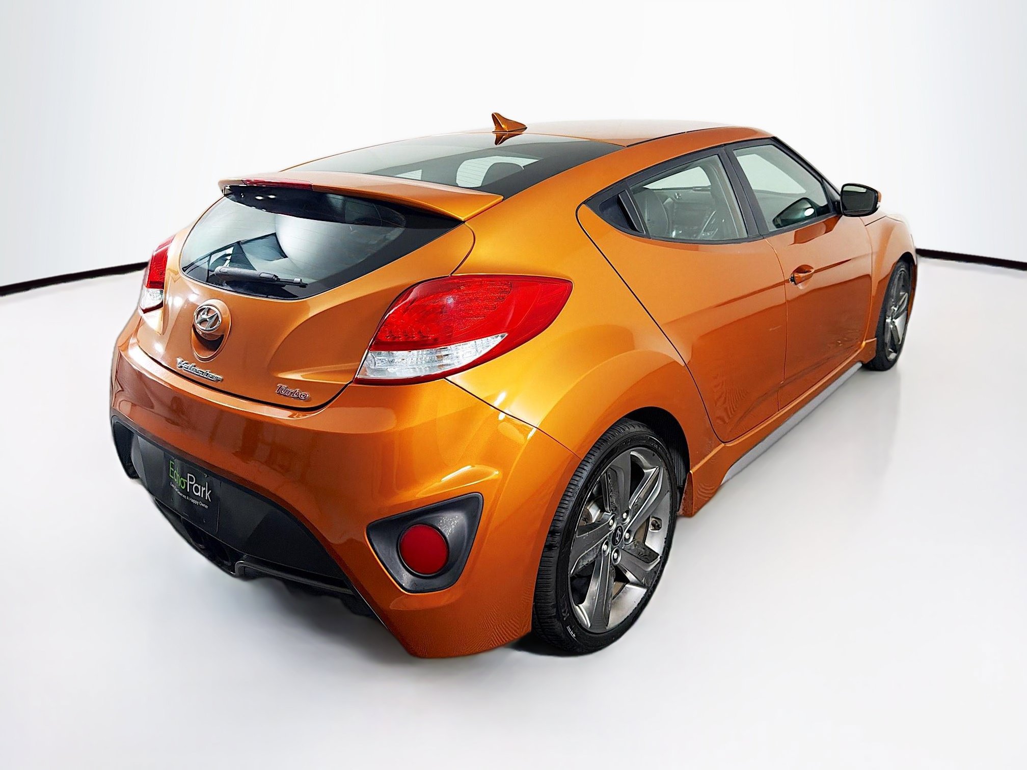 Used 2015 Hyundai Veloster Turbo FWD image 9