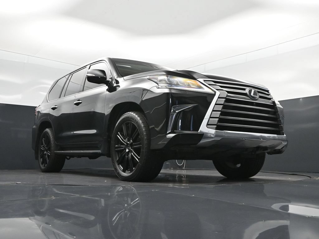Used 2017 Lexus LX 570 4WD image 46