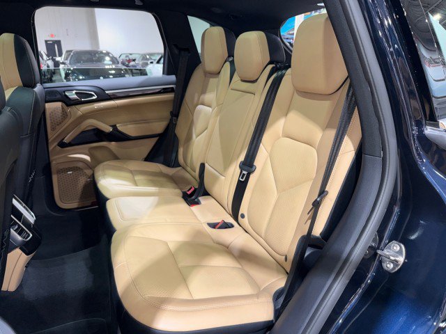 Used 2016 Porsche Cayenne image 15
