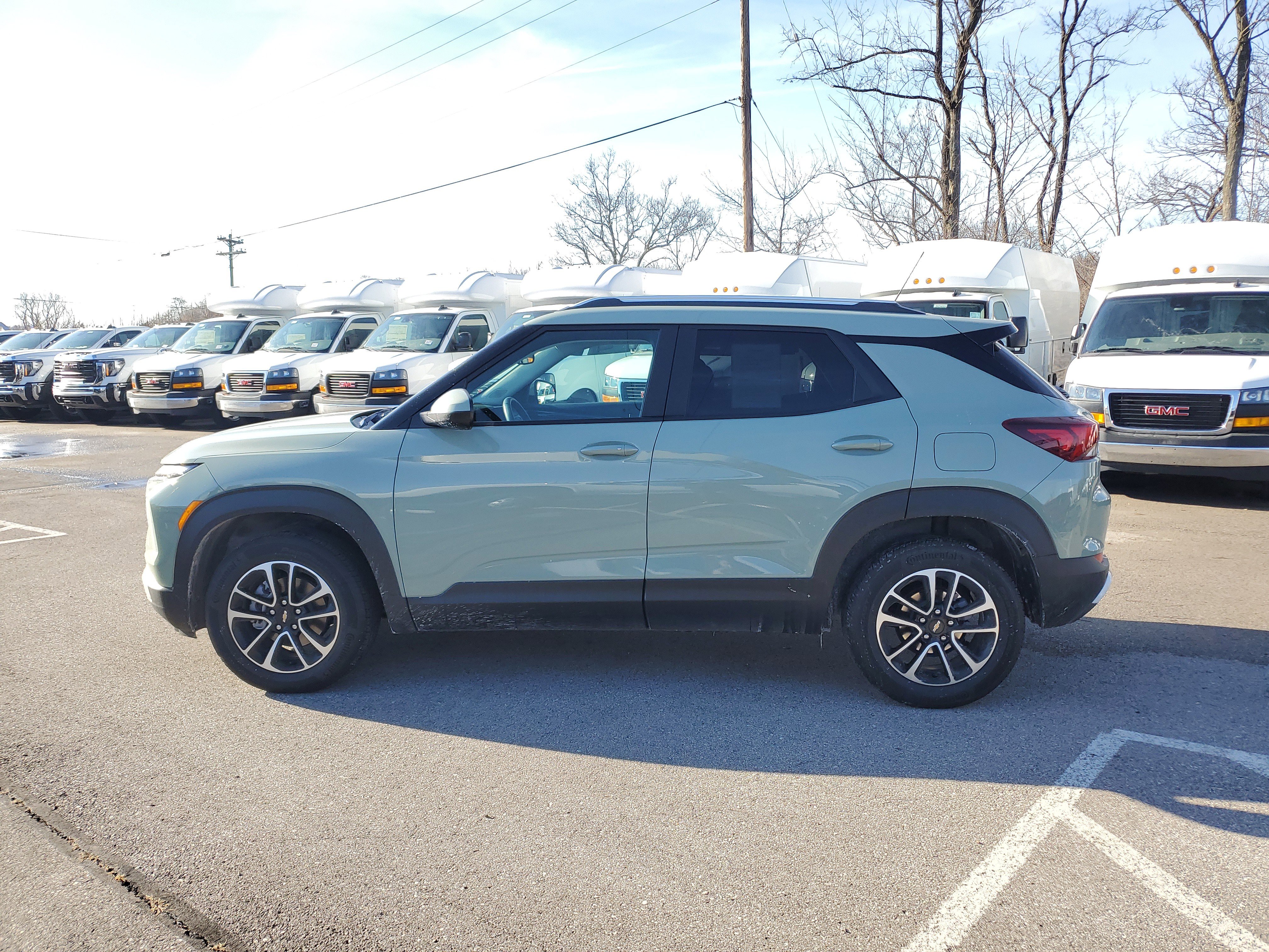 Used 2025 Chevrolet TrailBlazer LT w/ Convenience Package image 8