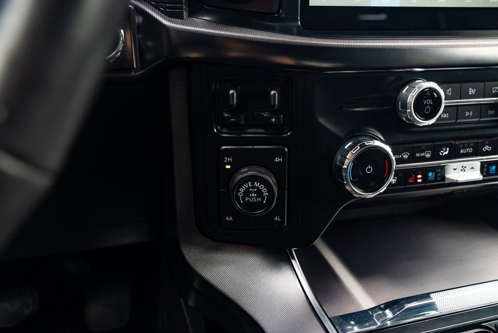 Used 2024 Ford F150 Platinum w/ FX4 Off-Road Package image 18