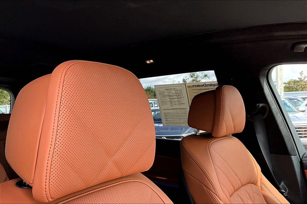 Used 2026 BMW X7 xDrive40i image 22