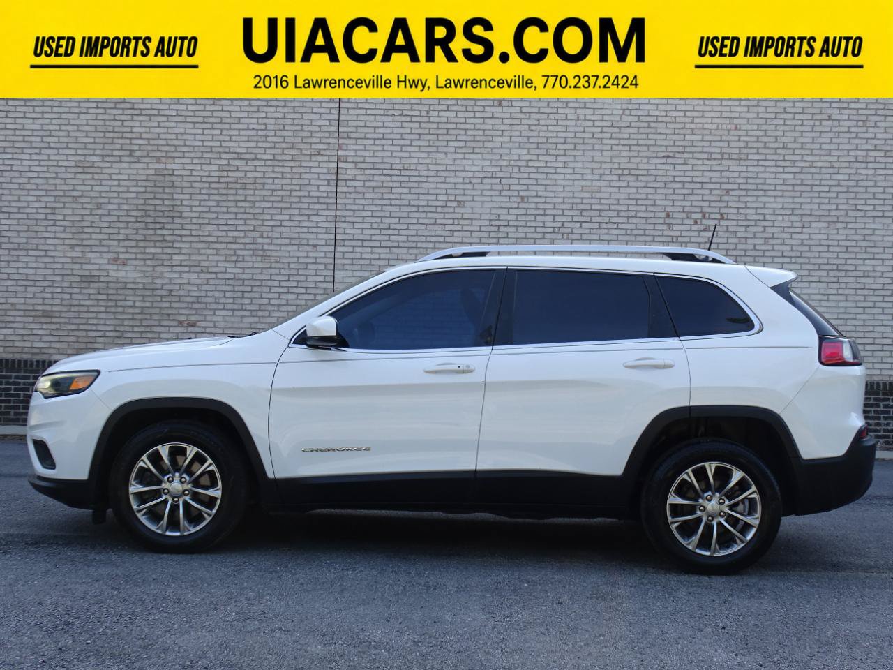 Used 2019 Jeep Cherokee Latitude Plus FWD image 6
