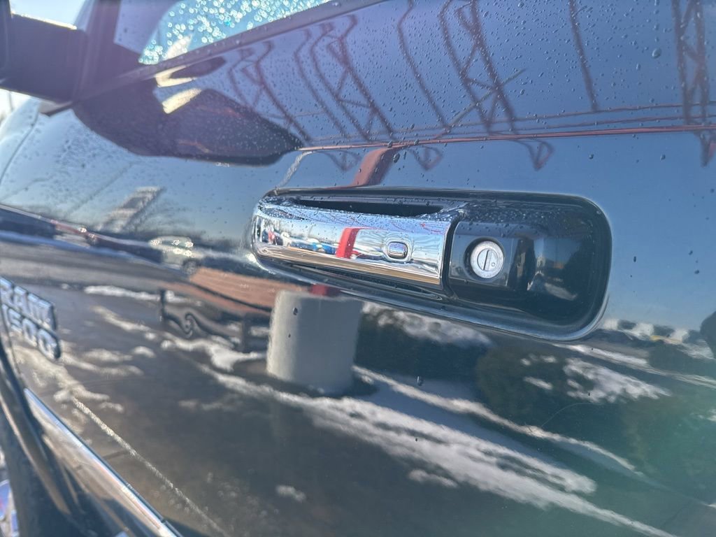 Used 2015 RAM 1500 Laramie w/ Convenience Group image 11