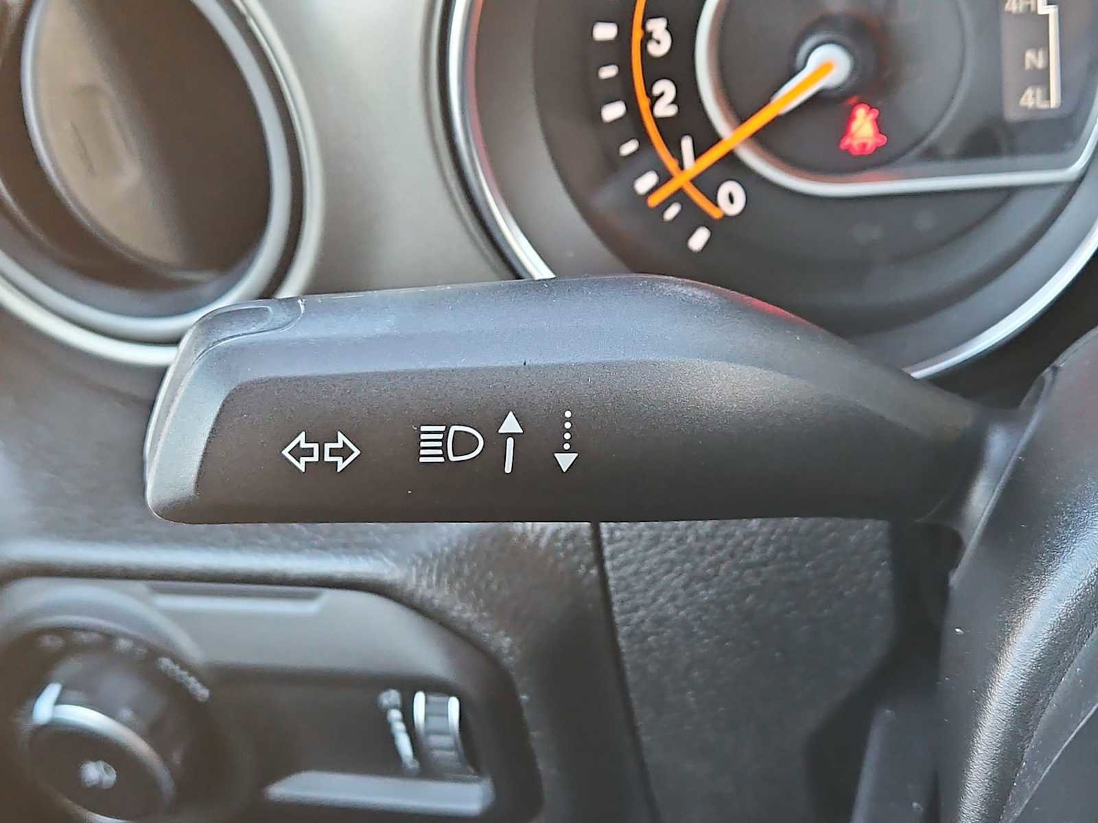 Used 2023 Jeep Wrangler Sport S image 25