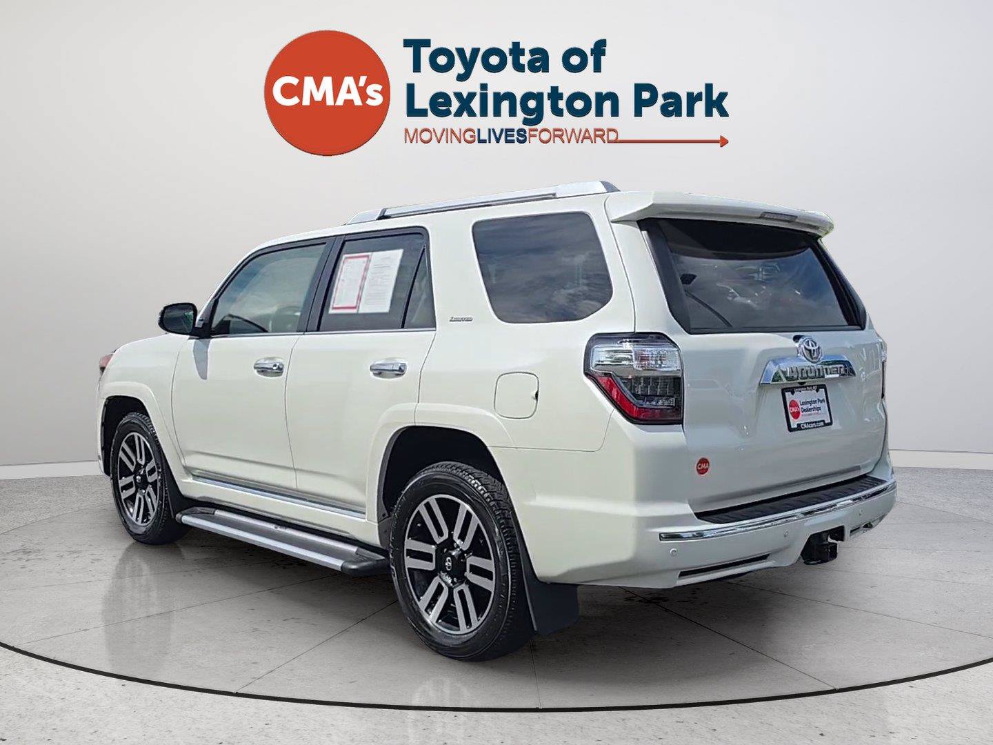 Used 2017 Toyota 4Runner Limited AWD/4WD image 3