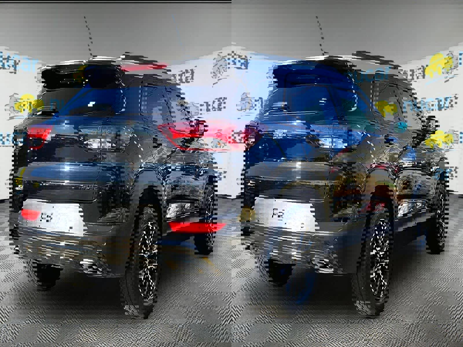 Used 2022 Chevrolet TrailBlazer ACTIV w/ Technology Package AWD/4WD image 6