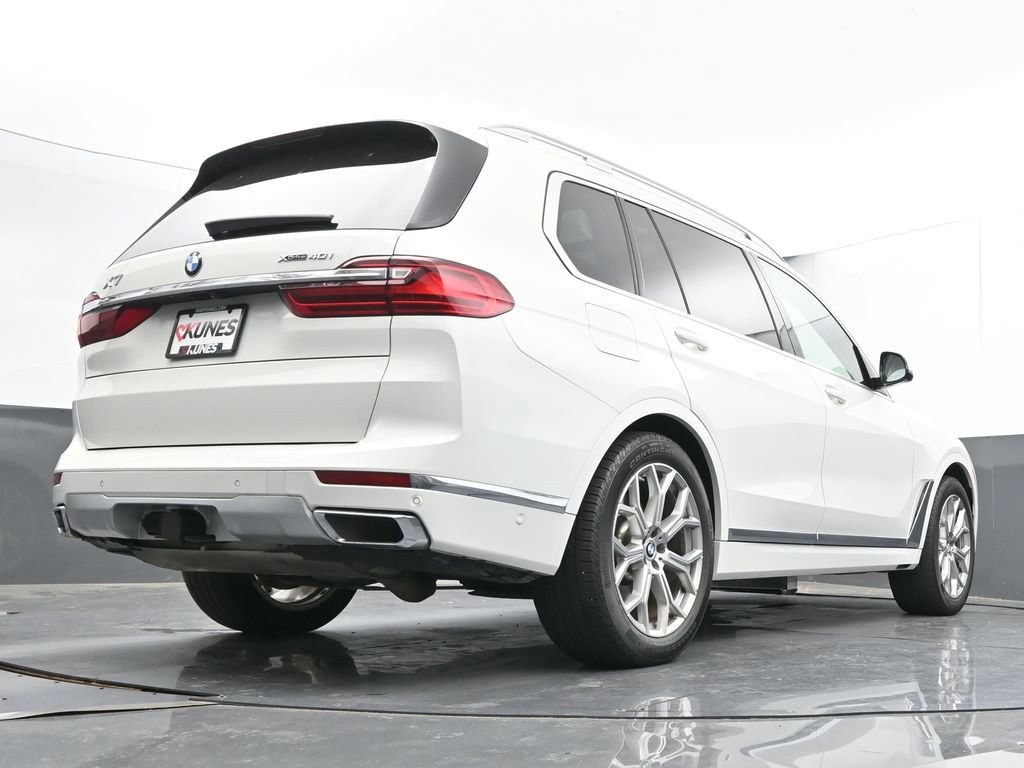 Used 2022 BMW X7 xDrive40i w/ Executive Package AWD/4WD image 42