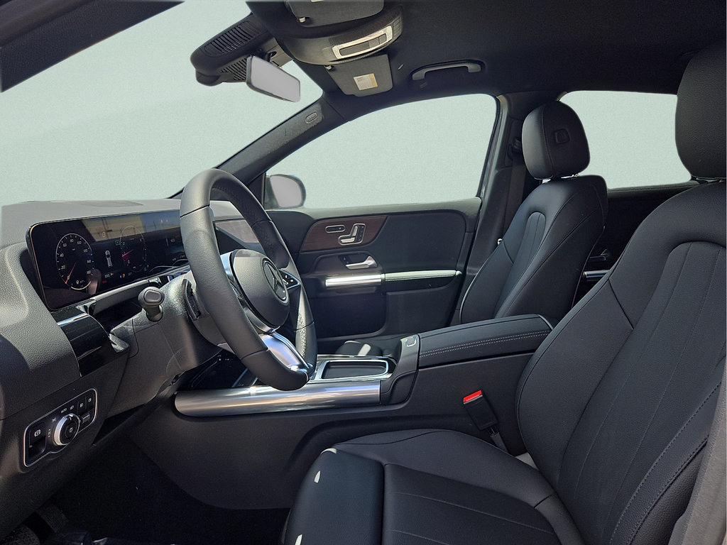 New 2026 Mercedes-Benz GLA 250 image 16
