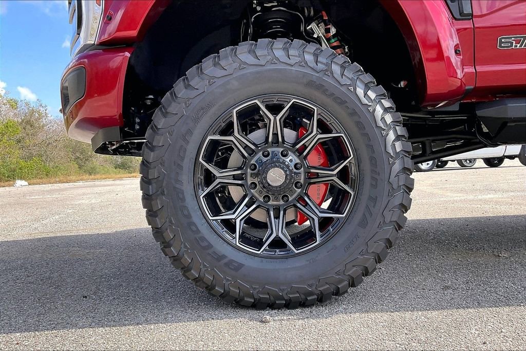 New 2026 Ford F250 Lariat w/ Black Appearance Package image 10