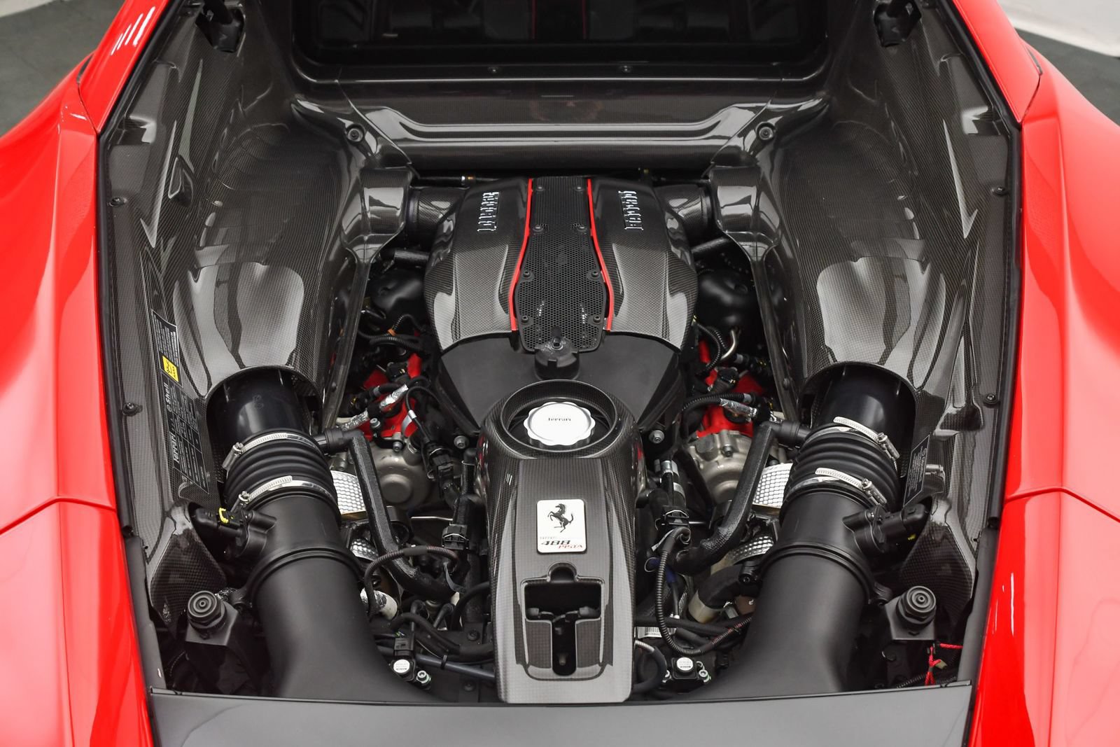 Used 2020 Ferrari 488 Pista Coupe RWD image 16
