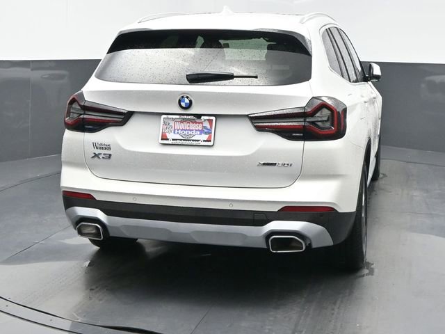 Used 2024 BMW X3 xDrive30i w/ Premium Package w/ZPA image 5