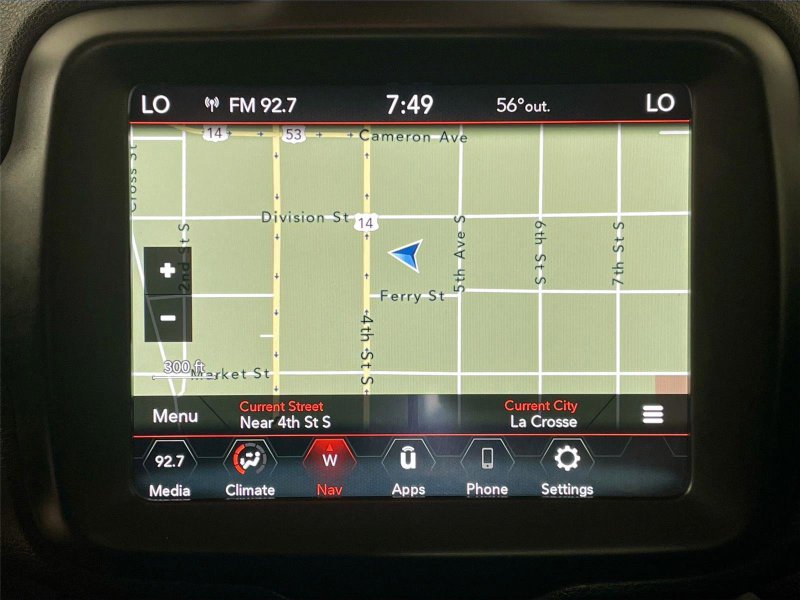 Used 2023 Jeep Renegade Latitude AWD/4WD image 19