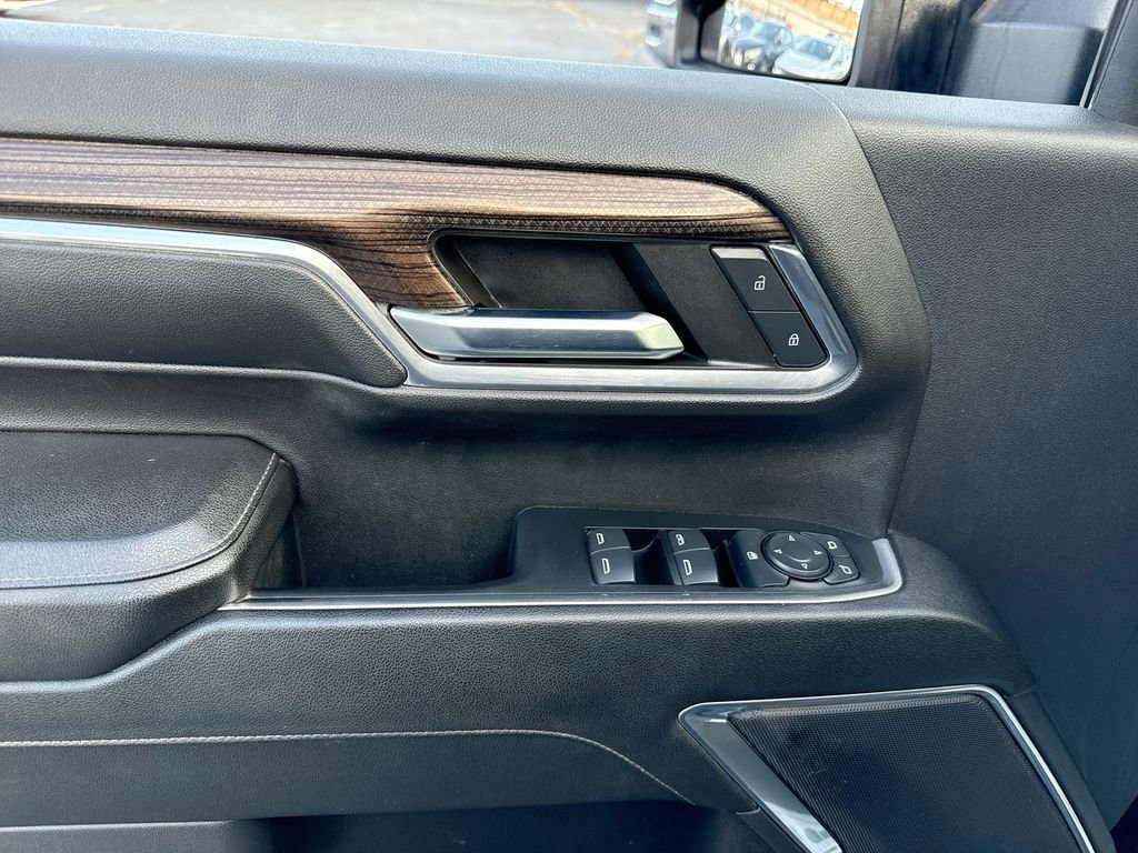 Used 2024 Chevrolet Silverado 2500 LT w/ Convenience Package image 23