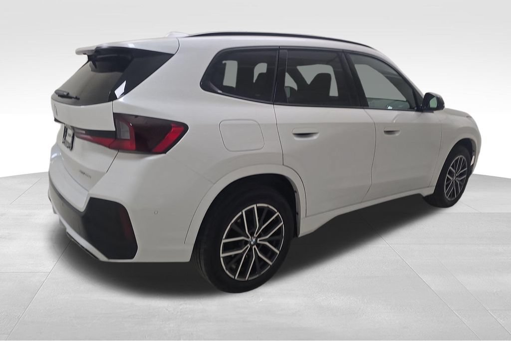 Certified 2023 BMW X1 xDrive28i w/ Premium Package AWD/4WD image 9