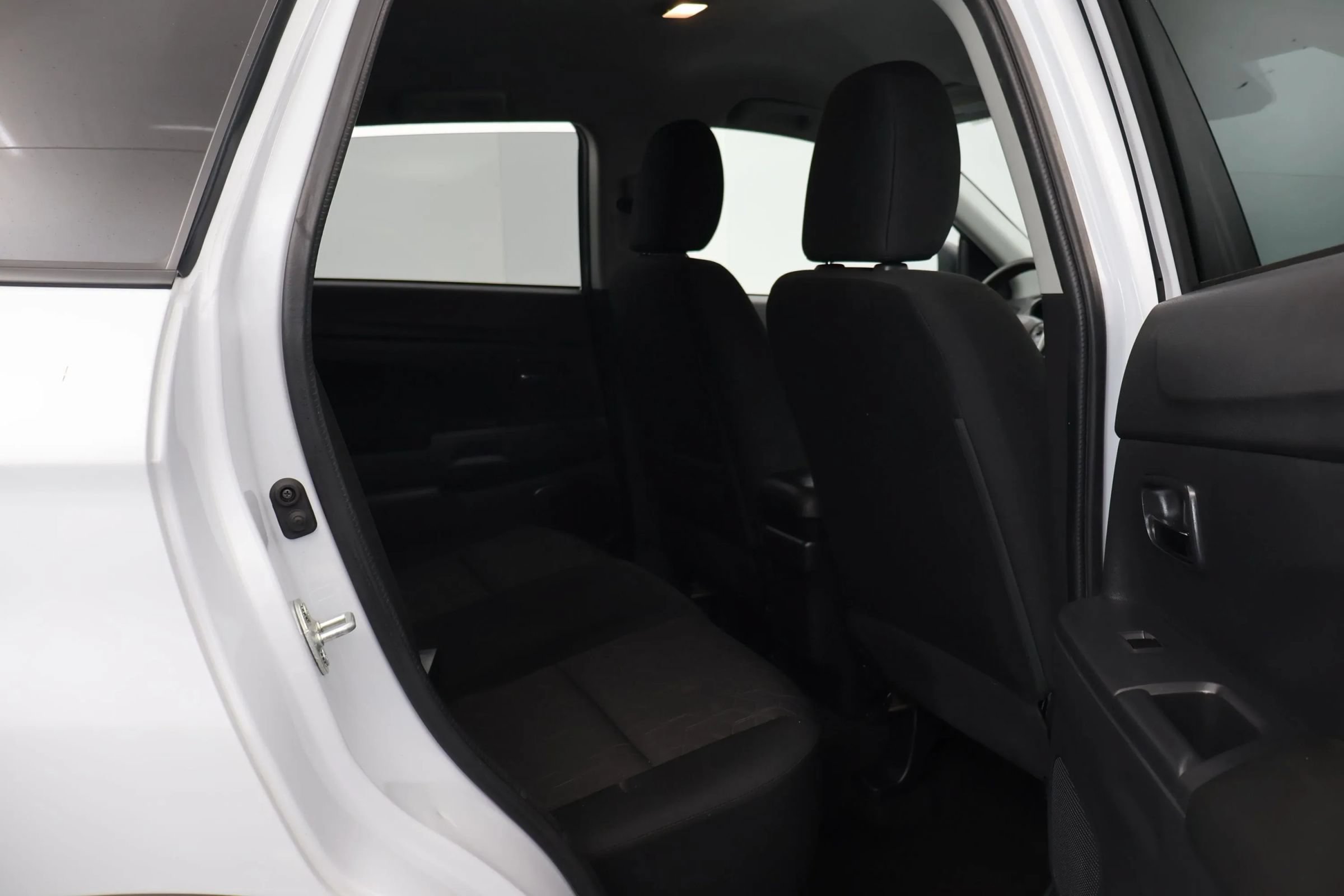 Used 2025 Mitsubishi Outlander Sport ES AWD/4WD image 15