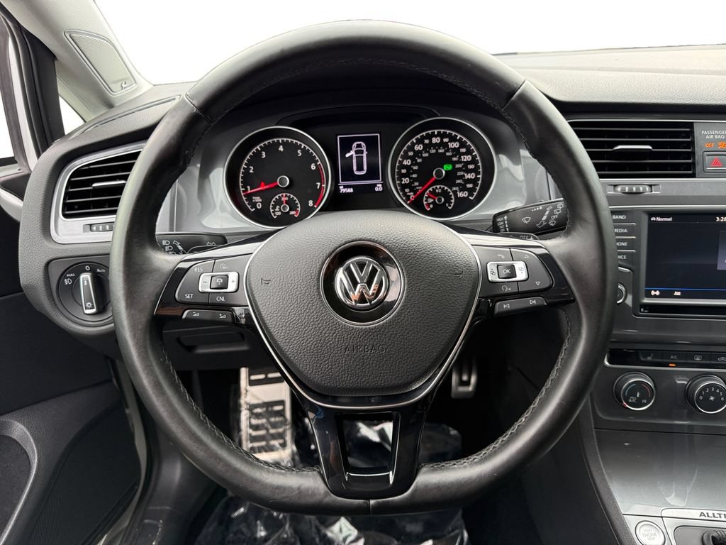 Used 2017 Volkswagen Golf Alltrack SE AWD/4WD image 12