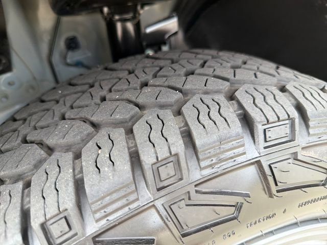 Used 2025 Honda Passport TrailSport image 12