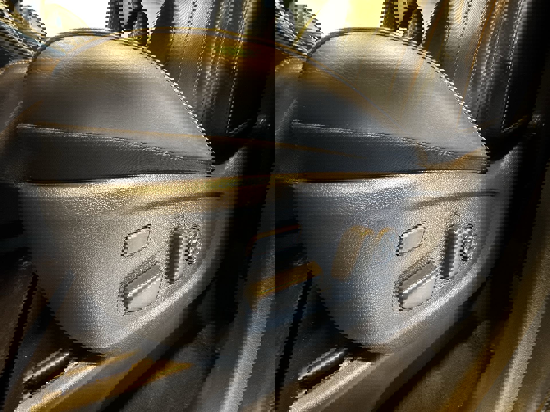 Used 2020 Hyundai Palisade Limited image 12