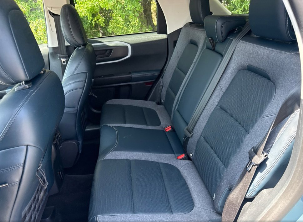 Used 2021 Ford Bronco Sport Outer Banks AWD/4WD image 17
