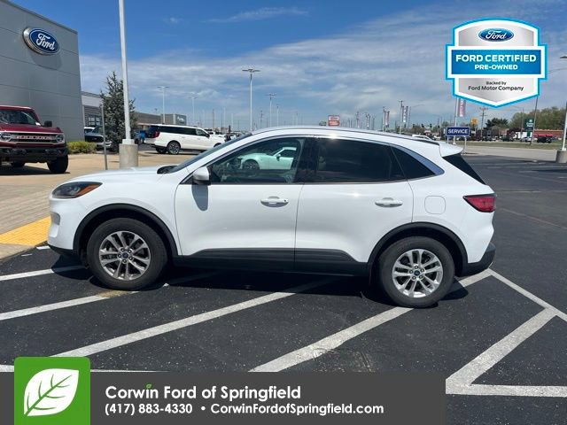 Used 2020 Ford Escape SE image 27