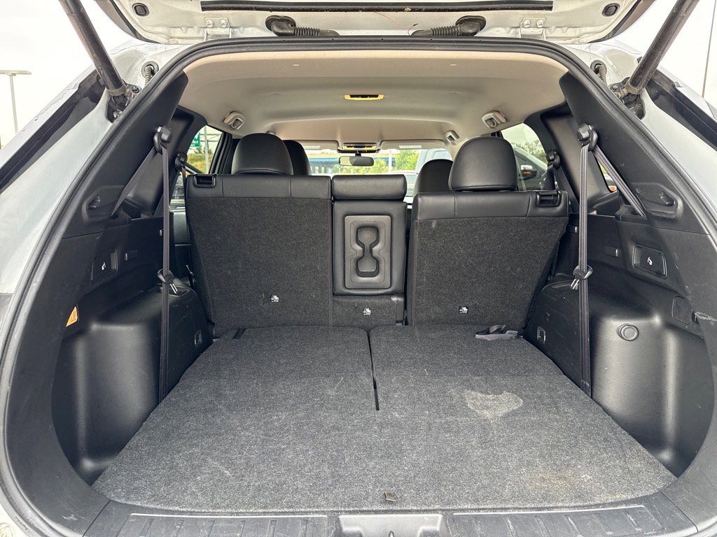 Used 2024 Mitsubishi Outlander SE image 9