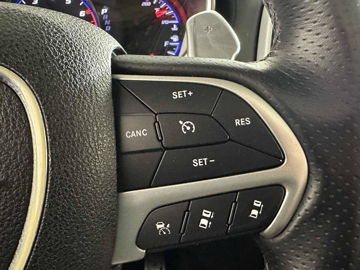 Used 2018 Jeep Grand Cherokee SRT AWD/4WD image 33