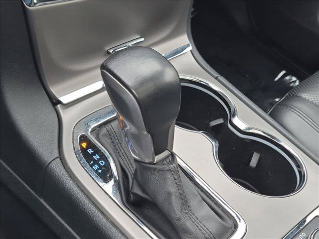 Used 2020 Jeep Grand Cherokee Limited w/ Luxury Group II AWD/4WD image 12