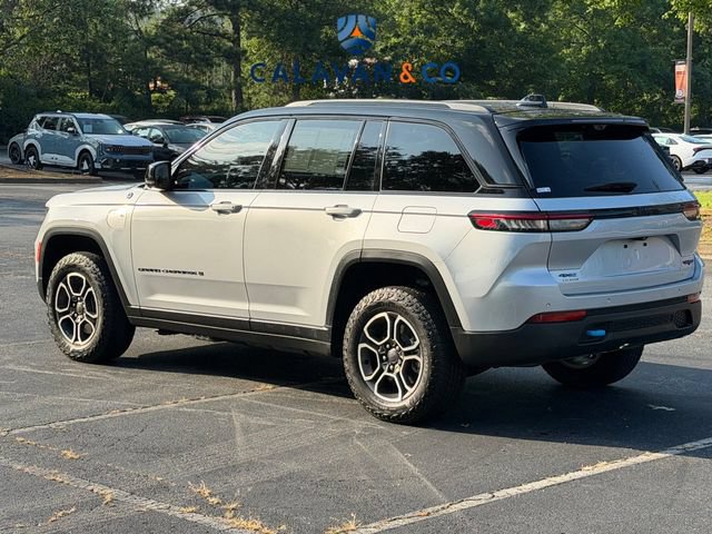 Used 2024 Jeep Grand Cherokee Trailhawk w/ Advanced Protech Group II AWD/4WD image 5