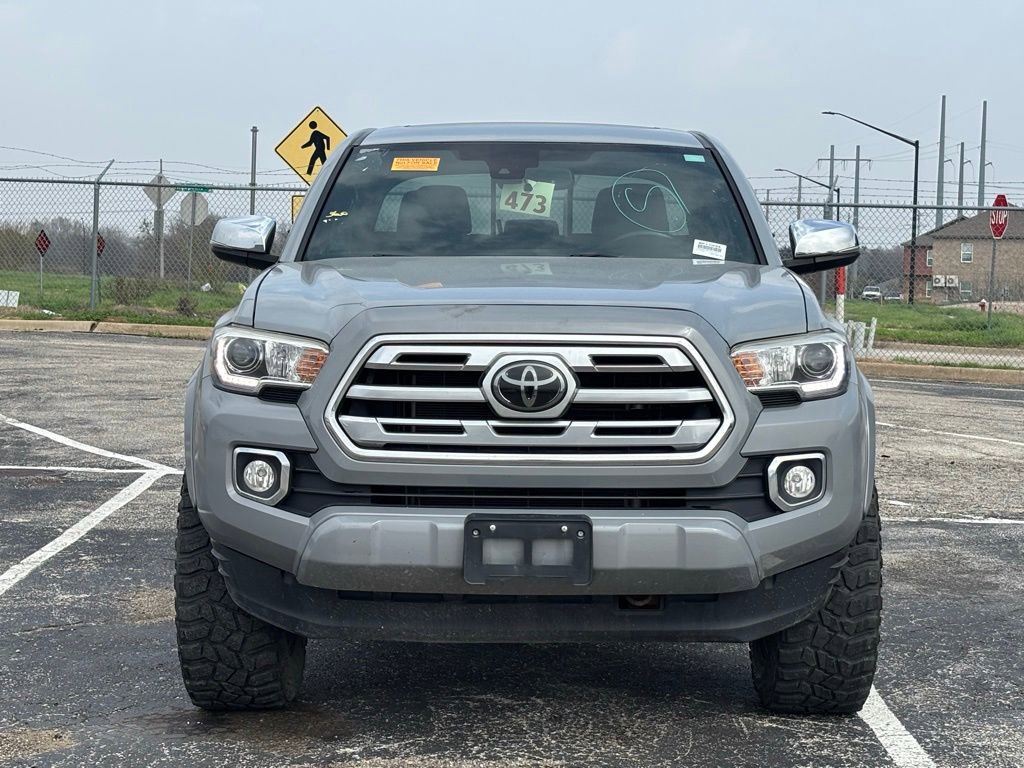 Used 2018 Toyota Tacoma Limited image 3