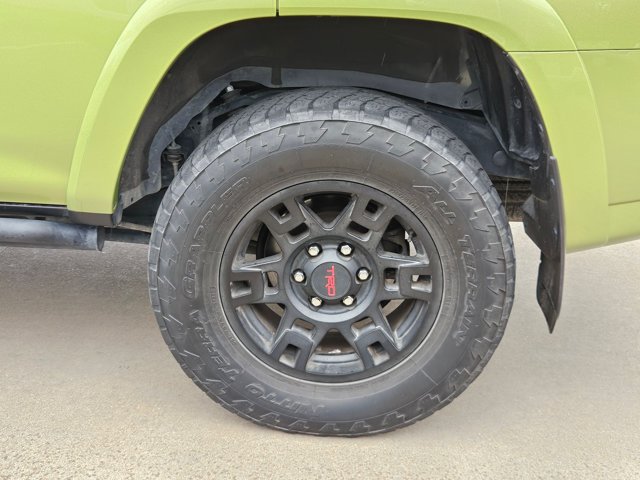 Used 2023 Toyota 4Runner TRD Off-Road Premium w/ Moonroof Package AWD/4WD image 21